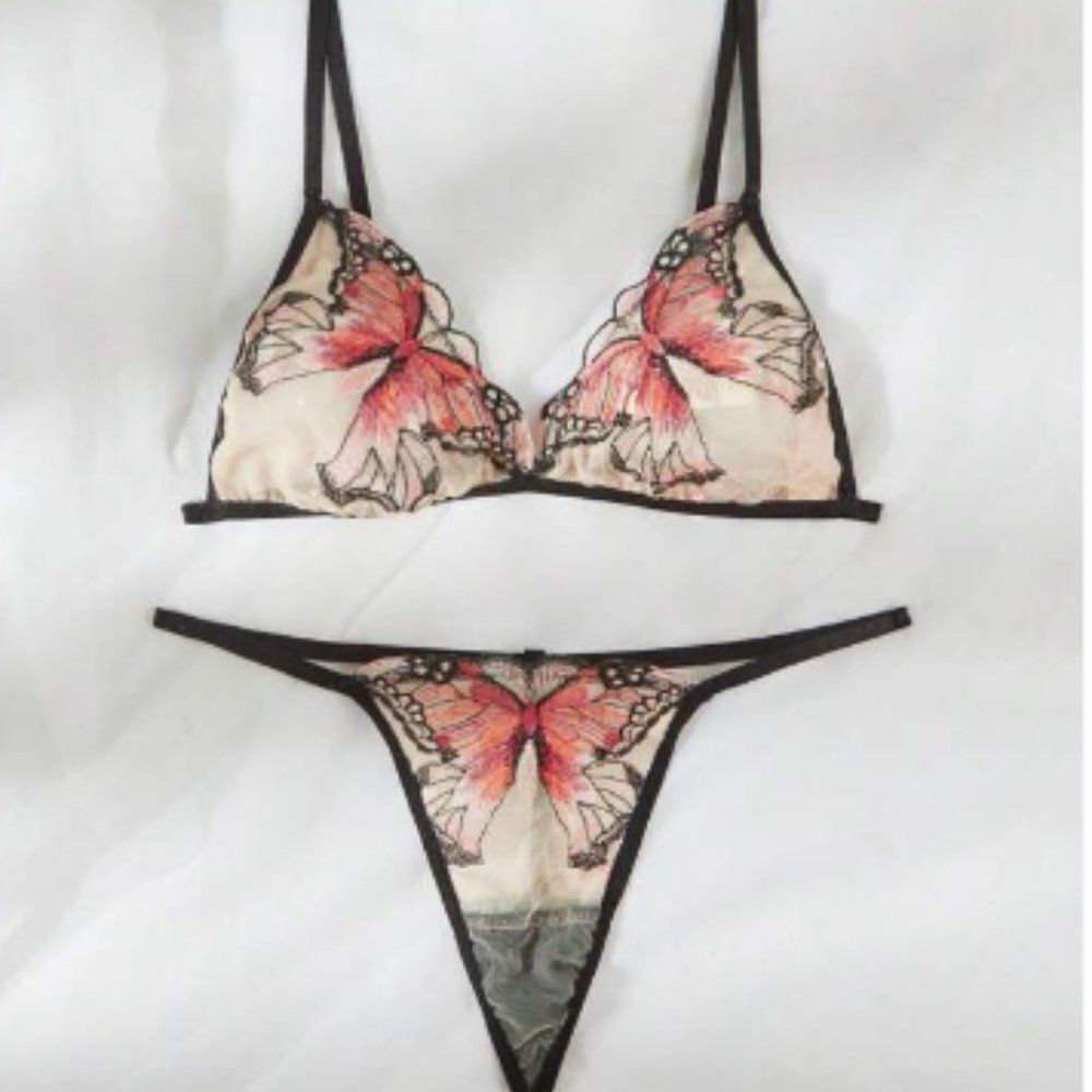 SHEIN Embroidered Butterfly Triangle Bralette Set